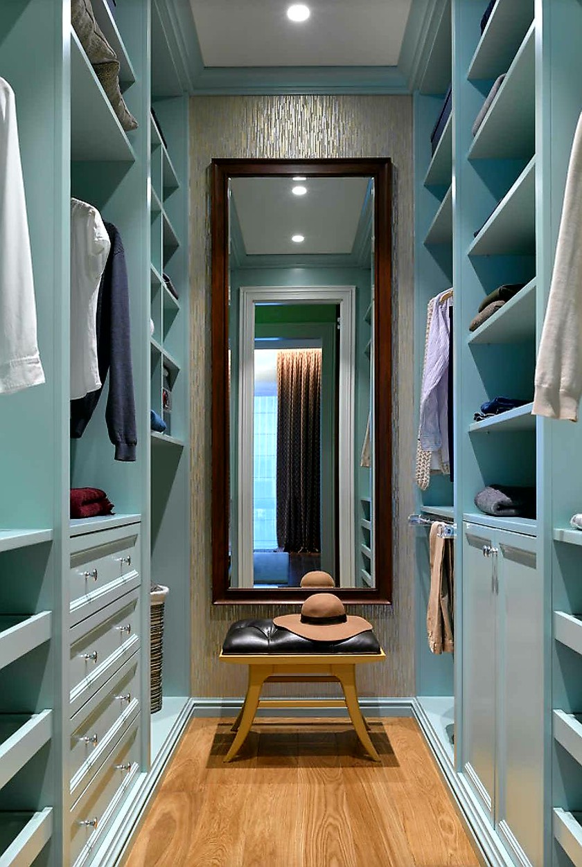 Параллельная гардеробная комната с большим зеркалом Набережные Челны