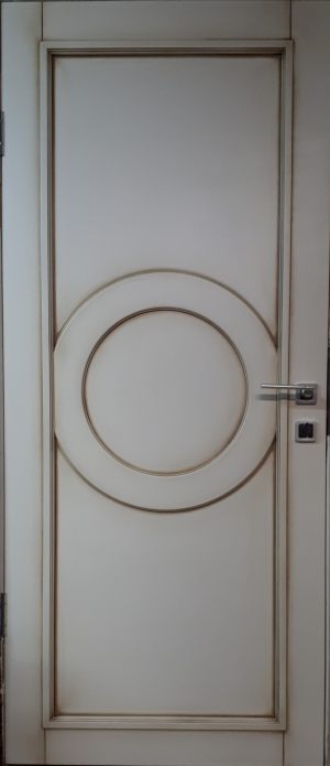 Межкомнатная дверь в профиле массив (эмаль с патиной) Набережные Челны